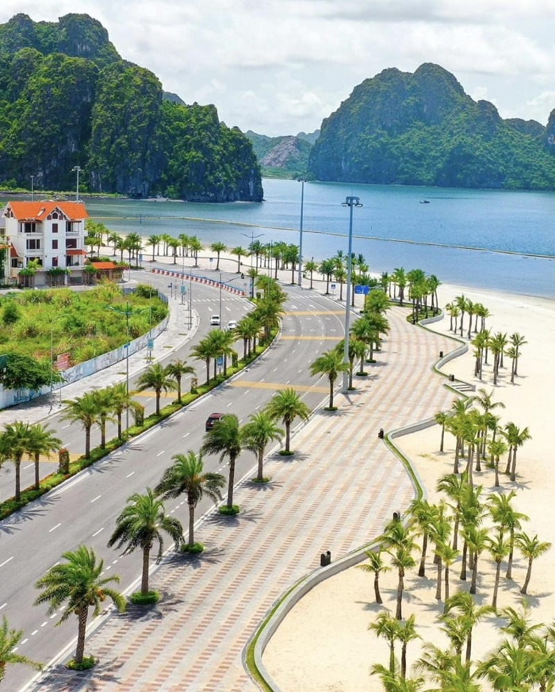 khách sạn gần Bãi Cháy